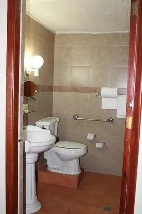 Standard Oda, 2 Çift Kişilik Yatak, Engellilere Uygun, Sigara İçilmez