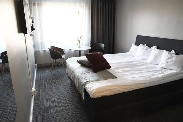 Standard Oda, 2 Tek Kişilik Yatak, Sigara İçilmez, Şehir Manzaralı