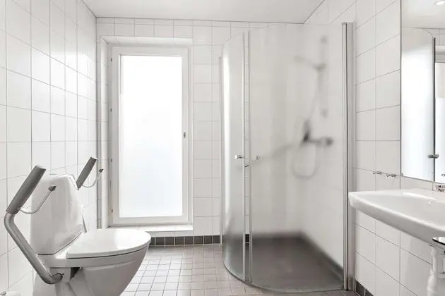 Family Oda, Birden Çok Yatak, Engellilere Uygun, Sigara İçilmez (Walk-in Shower)