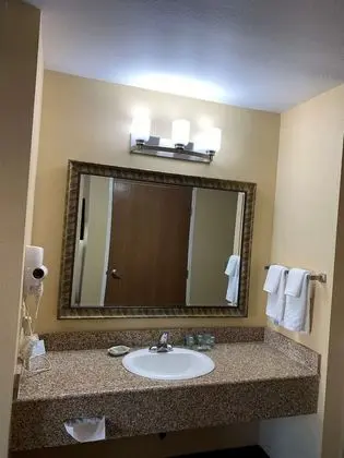 Business Oda, 1 En Büyük (King) Boy Yatak, Sigara İçilmez