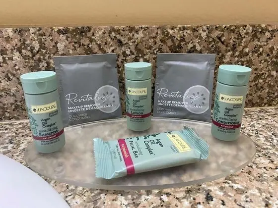 Standard Oda, 1 Büyük (Queen) Boy Yatak, Engellilere Uygun, Sigara İçilmez