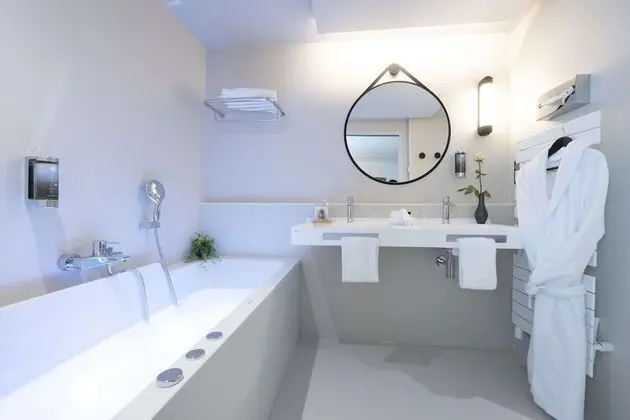 Süit, 1 En Büyük (King) Boy Yatak, Sigara İçilmez, Teras