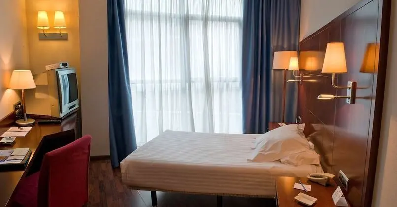 Standard Oda, 1 Tek Kişilik Yatak, Sigara İçilmez