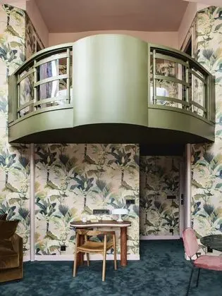 Süit, 1 Büyük (Queen) Boy Yatak ve Çekyat, Asma Kat