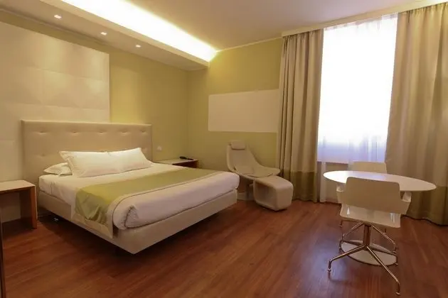 Comfort Oda, 1 Büyük (Queen) Boy Yatak, Sigara İçilebilir