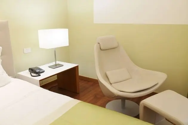 Comfort Oda, 1 Büyük (Queen) Boy Yatak, Sigara İçilebilir