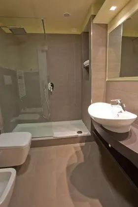 Standard Oda, 2 Tek Kişilik Yatak, Sigara İçilebilir