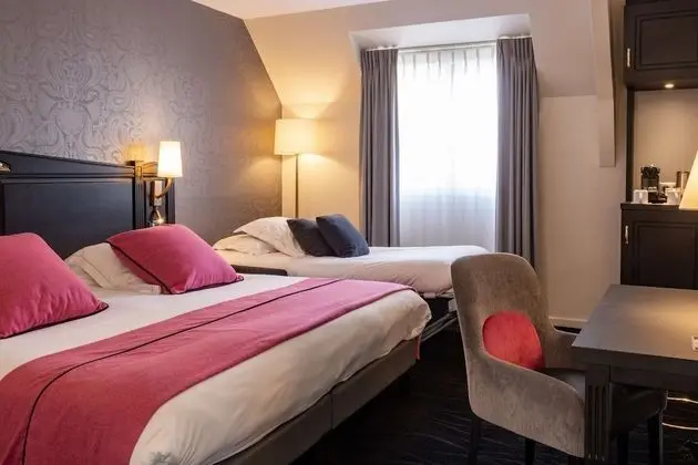 Deluxe Oda, Birden Çok Yatak, Sigara İçilmez (Larger Room)