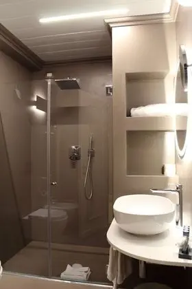 Comfort Oda, 1 En Büyük (King) Boy Yatak