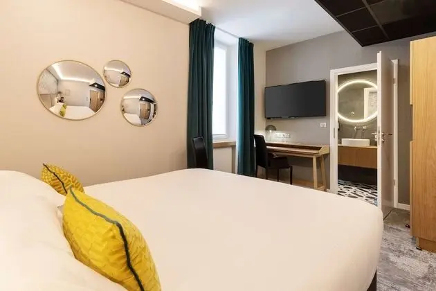 Comfort Oda, 1 Büyük (Queen) Boy Yatak, Sigara İçilmez (Twin bed on request)