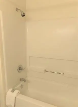 Standard Oda, 1 Büyük (Queen) Boy Yatak, Sigara İçilmez, Buzdolabı ve Mikrodalga