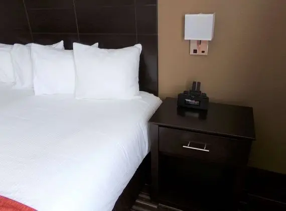 Standard Oda, 1 En Büyük (King) Boy Yatak, Engellilere Uygun, Küvet