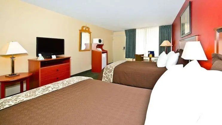 Oda, 2 Çift Kişilik Yatak, Sigara İçilmez, Zemin Kat