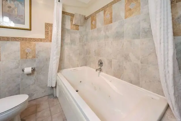 Süit, 1 En Büyük (King) Boy Yatak, Sigara İçilmez, Sıcak Su Küveti (Spa Tub)