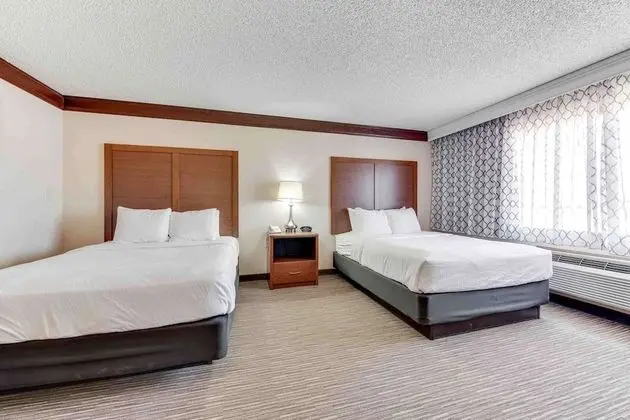 Standard Oda, 2 Büyük (Queen) Boy Yatak, Engellilere Uygun, Sigara İçilmez