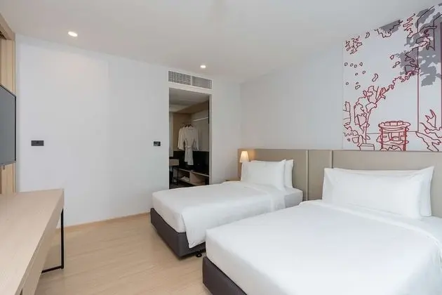 Süit, Birden Çok Yatak, Sigara İçilmez (Living Room)