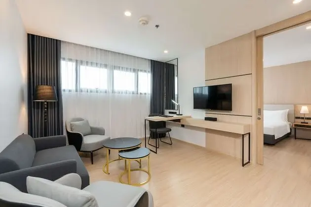 Süit, Birden Çok Yatak, Sigara İçilmez (Living Room)