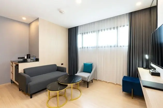 Süit, Birden Çok Yatak, Sigara İçilmez (Living Room)