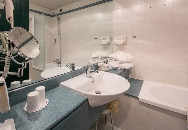 Family Oda, 1 En Büyük (King) Boy Yatak, Sigara İçilebilir