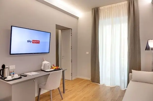 Süit, 1 En Büyük (King) Boy Yatak, Sigara İçilmez (Living Room;with Sofabed)