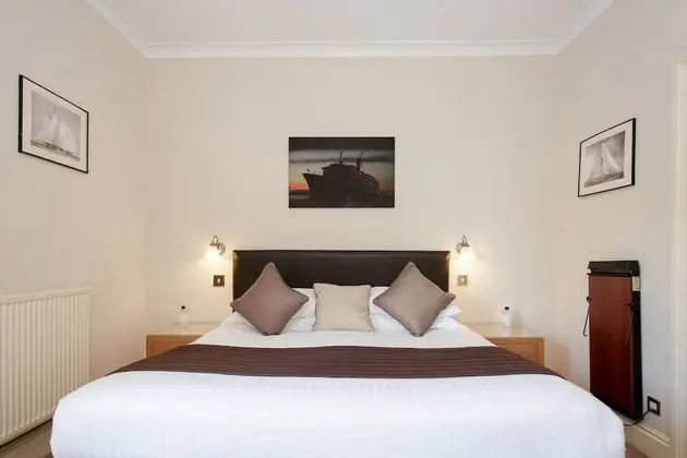 Süit, 1 En Büyük (King) Boy Yatak, Sigara İçilmez