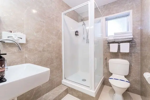 Standard Oda, Birden Çok Yatak, Sigara İçilmez, Küçük Mutfak