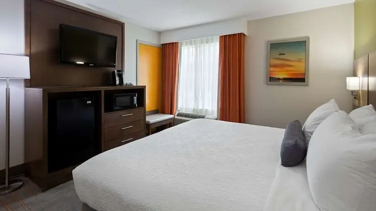Standard Oda, 1 En Büyük (King) Boy Yatak, Sigara İçilmez, Buzdolabı ve Mikrodalga (Pet Friendly)
