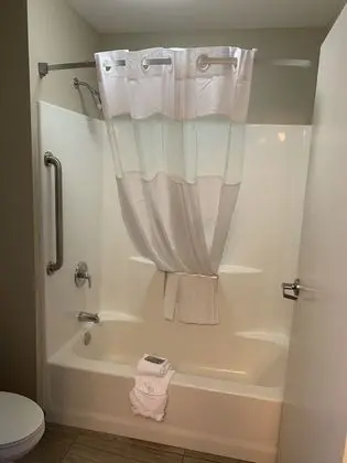 Standard Oda, 1 En Büyük (King) Boy Yatak, Engellilere Uygun, Sigara İçilmez