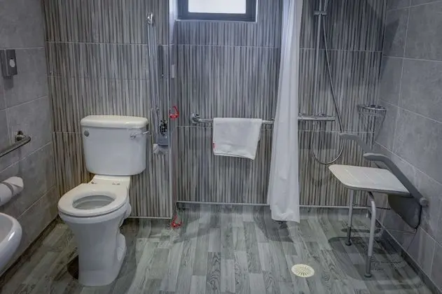 Standard Oda, 2 Tek Kişilik Yatak, Engellilere Uygun, Sigara İçilmez