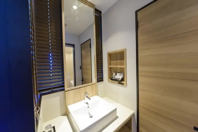 Executive Çatı Katı (Loft), 2 Tek Kişilik Yatak, Sigara İçilmez, Okyanusa Sıfır (with Extra Bed)
