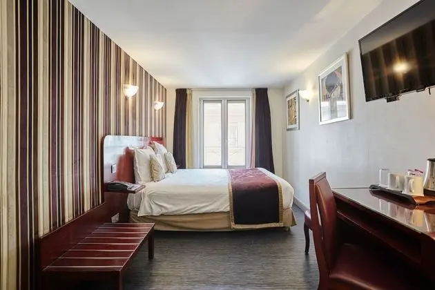 Comfort Tek Büyük Yataklı Oda