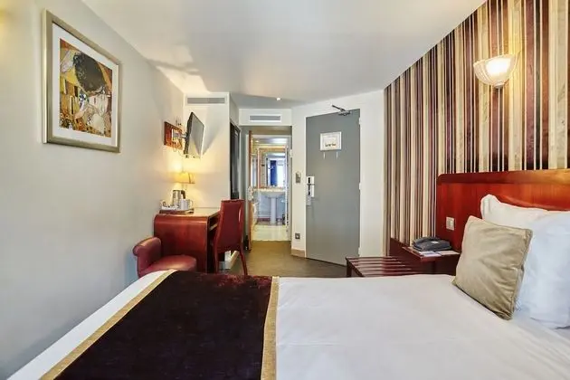 Comfort Tek Büyük Yataklı Oda
