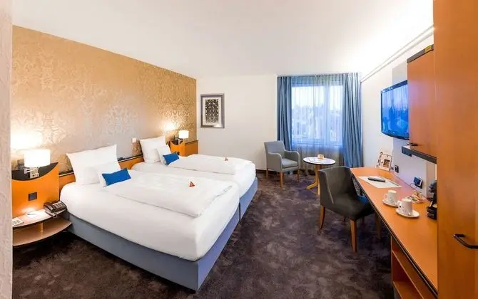 Standard Oda, 1 Çift Kişilik Yatak