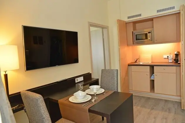 Süit, 1 Çift Kişilik Yatak