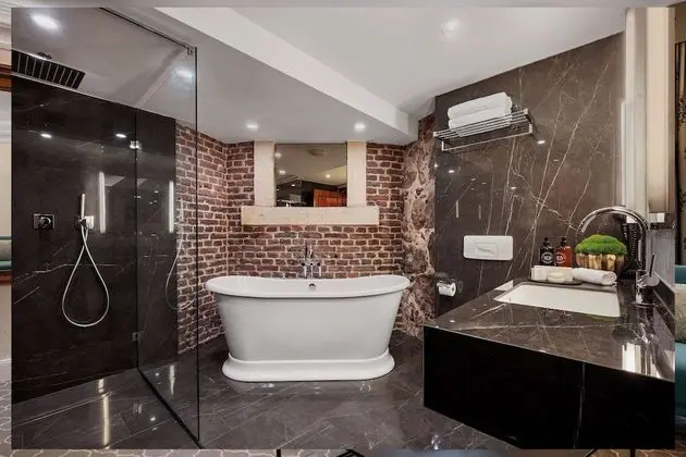 Junior Süit, 1 Çift Kişilik Yatak, Küvet, Bahçeli