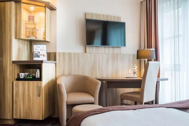 Standard Oda, 1 Büyük (Queen) Boy Yatak