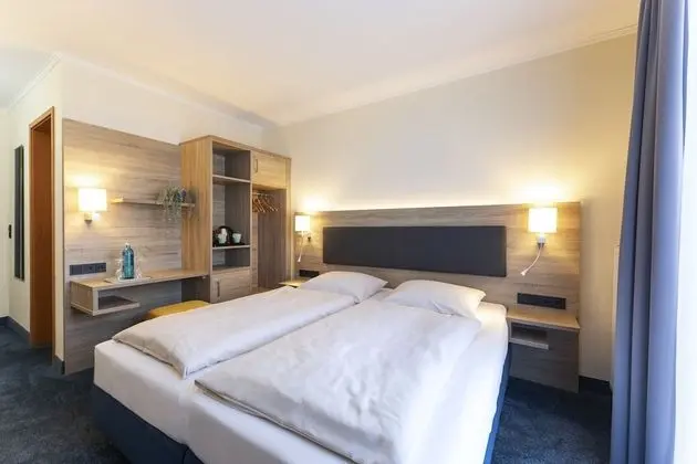 Comfort Tek Büyük Yataklı Oda