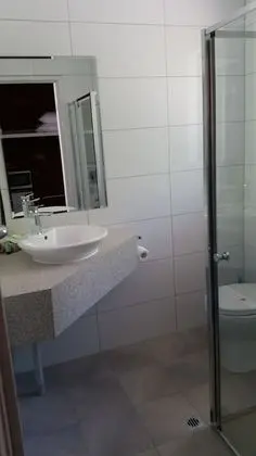 Premium Oda, 1 Büyük (Queen) Boy Yatak