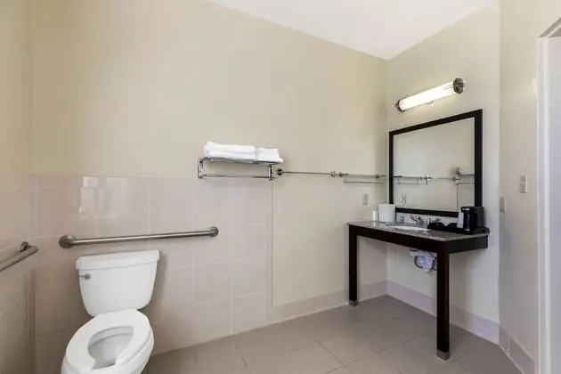 Standard Oda, 1 En Büyük (King) Boy Yatak, Engellilere Uygun, Sigara İçilmez