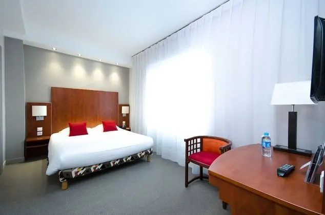Comfort Oda, 1 Büyük (Queen) Boy Yatak, Sigara İçilmez
