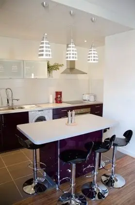 Family Apart Daire, Birden Çok Yatak, Mutfak