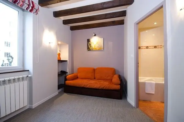 Family Oda, Birden Çok Yatak, Sigara İçilmez