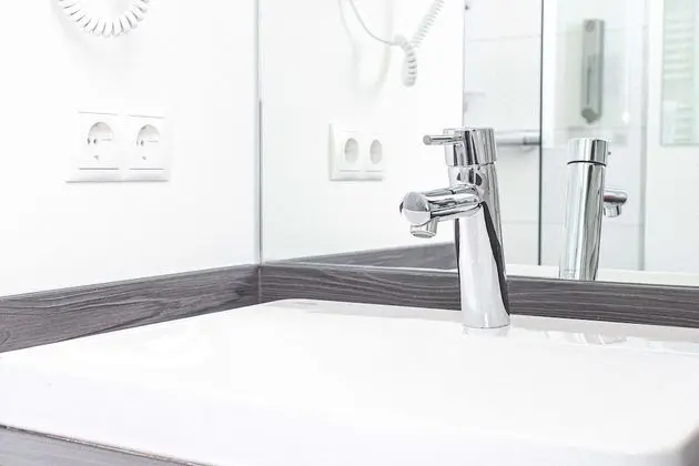 Oda, 1 Büyük (Queen) Boy Yatak