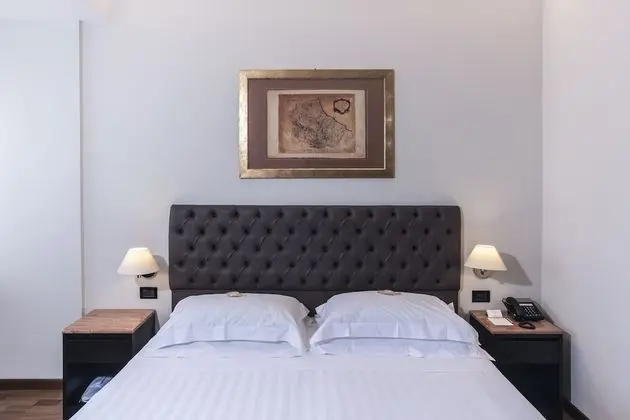 Comfort Tek Büyük Yataklı Oda