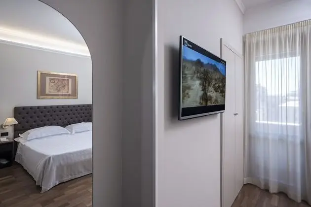 Comfort Tek Büyük Yataklı Oda