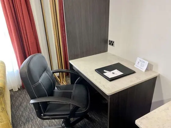Executive Süit, Birden Çok Yatak, Sigara İçilmez