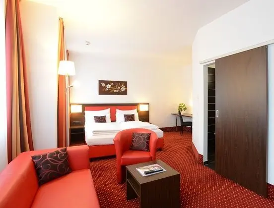 Comfort Oda, Birden Çok Yatak, Avlu Manzaralı