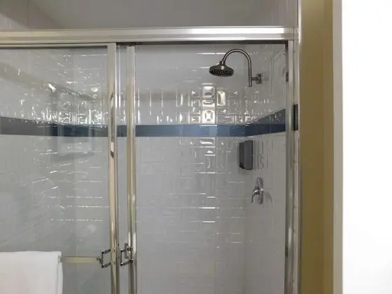 Standard Oda, Birden Çok Yatak, Sigara İçilmez, Buzdolabı ve Mikrodalga
