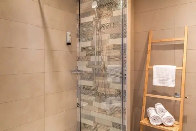Deluxe Oda, 1 En Büyük (King) Boy Yatak, Balkon, Deniz Manzaralı