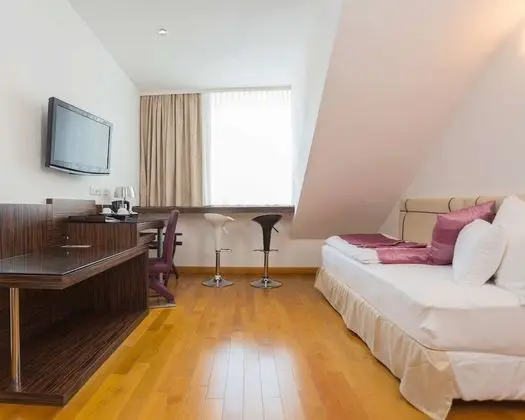 Standard Apart Daire, 3 Tek Kişilik Yatak, Küçük Mutfak (Quiet Location)